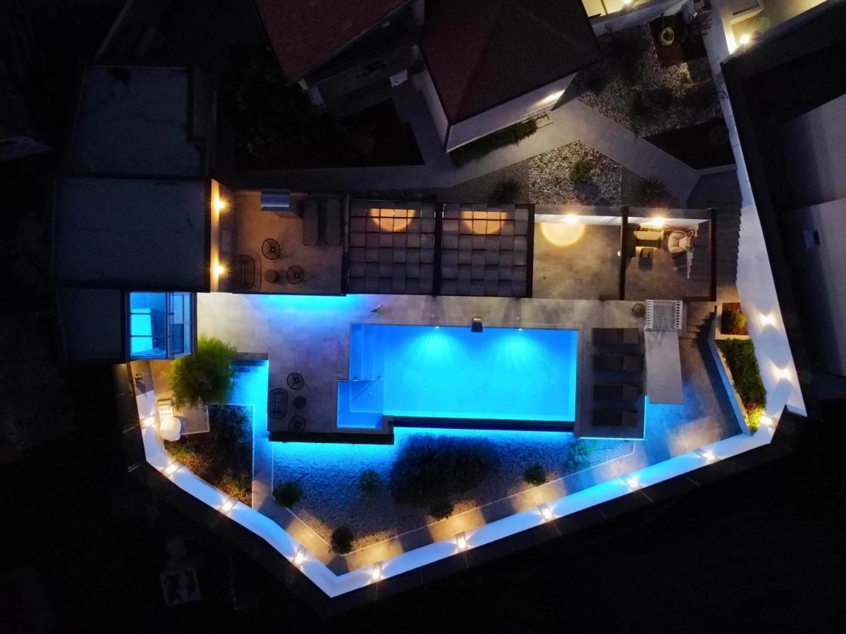 Holiday Home Korda 캐플례나 외부 사진